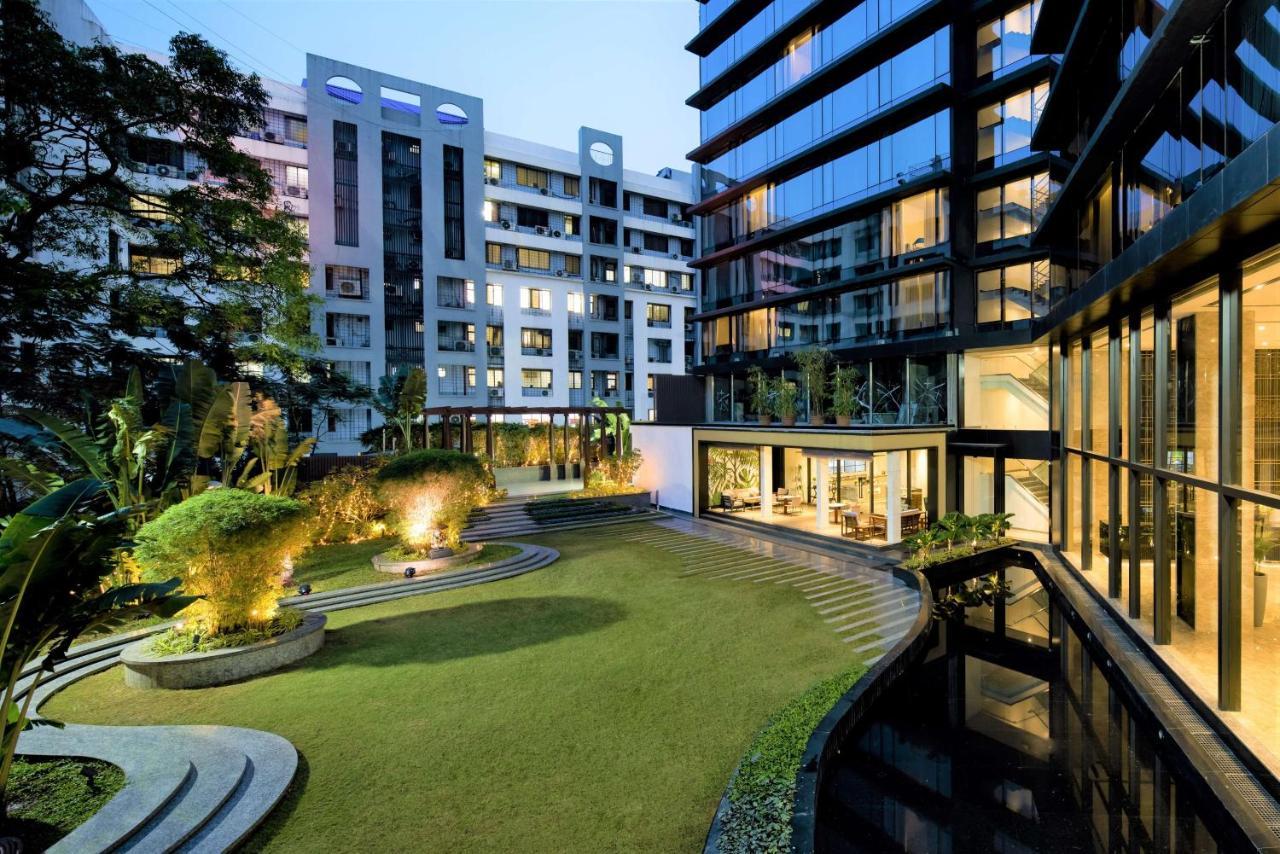Radisson Blu Mumbai International Airport Hotel Exterior foto The Park, Hyderabad